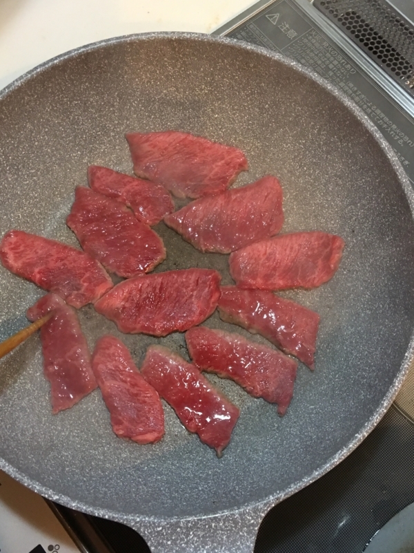 フライパンでも超絶美味しい焼肉丼 宮崎牛 が繊細な味で美味すぎました カワウソ女のアラサー日記